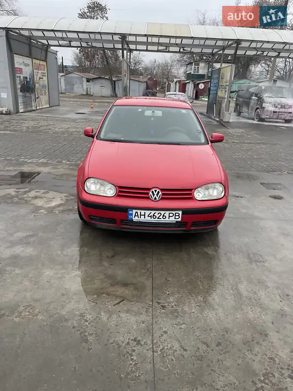 Volkswagen Golf