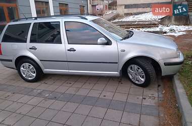 Универсал Volkswagen Golf 2001 в Калуше