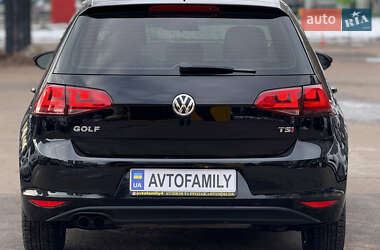 Хэтчбек Volkswagen Golf 2014 в Киеве