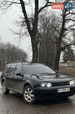 Универсал Volkswagen Golf 2003 в Полтаве