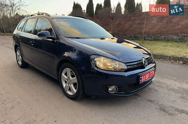 Универсал Volkswagen Golf 2011 в Ровно