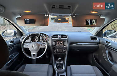 Универсал Volkswagen Golf 2011 в Ровно