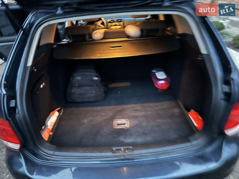 Універсал Volkswagen Golf 2009 в Вінниці