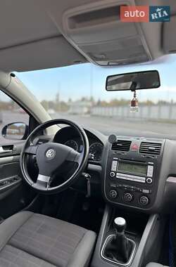 Хэтчбек Volkswagen Golf 2007 в Виннице