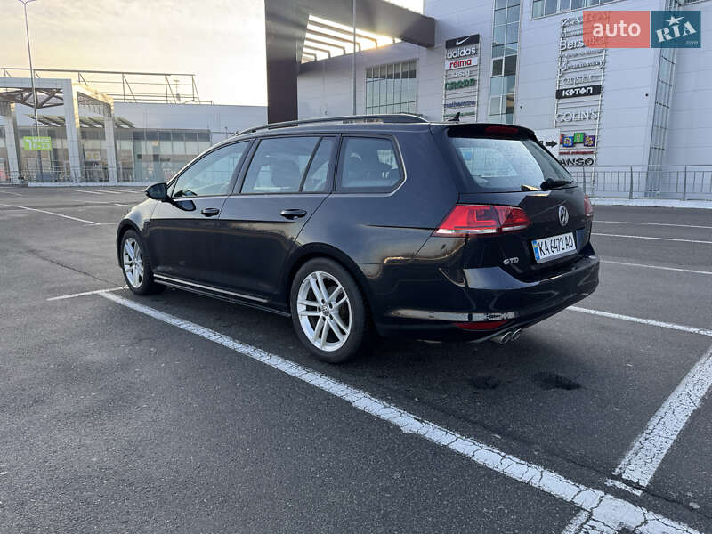 Универсал Volkswagen Golf 2015 в Киеве