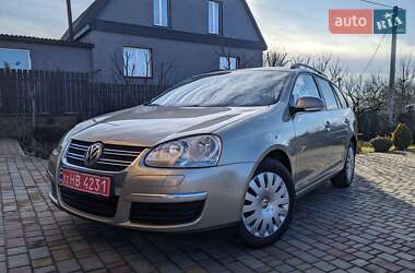 Универсал Volkswagen Golf 2008 в Ровно