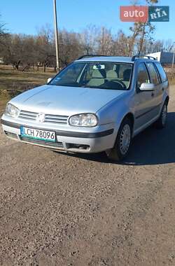 Универсал Volkswagen Golf 2000 в Сарнах