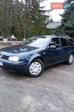 Универсал Volkswagen Golf 2005 в Валках