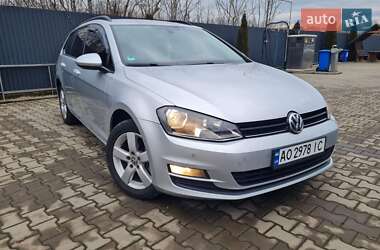 Универсал Volkswagen Golf 2013 в Иршаве