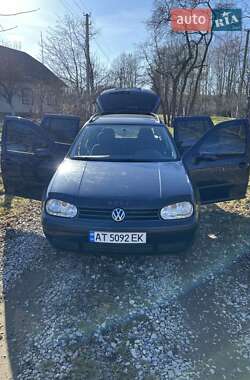 Универсал Volkswagen Golf 2001 в Ивано-Франковске