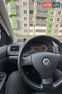 Хэтчбек Volkswagen Golf 2007 в Львове