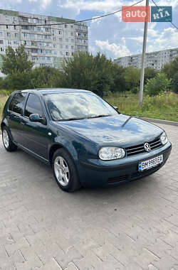 Хетчбек Volkswagen Golf 2002 в Сумах