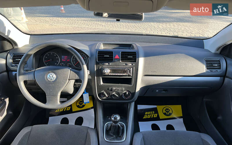 Универсал Volkswagen Golf 2009 в Львове
