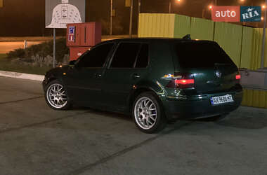 Хэтчбек Volkswagen Golf 1999 в Харькове