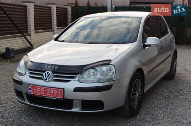 Хэтчбек Volkswagen Golf 2005 в Бучаче