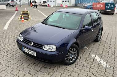 Хетчбек Volkswagen Golf 2000 в Чернівцях