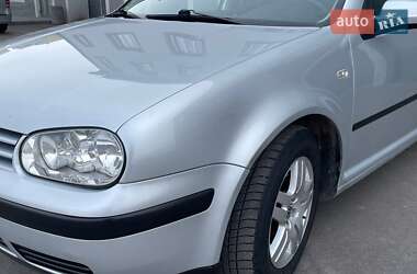 Універсал Volkswagen Golf 2000 в 