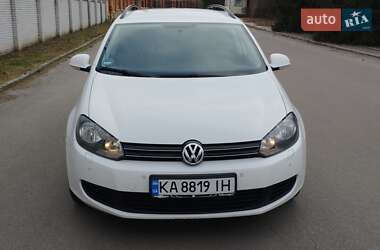 Универсал Volkswagen Golf 2010 в Киеве