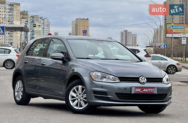 Хетчбек Volkswagen Golf 2015 в Києві