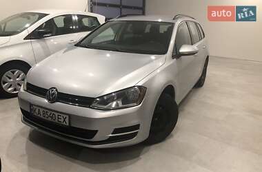 Универсал Volkswagen Golf 2015 в Ирпене