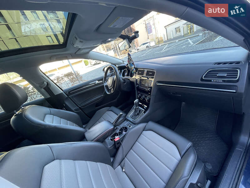 Универсал Volkswagen Golf 2015 в Харькове