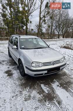 Універсал Volkswagen Golf 2001 в Ковелі