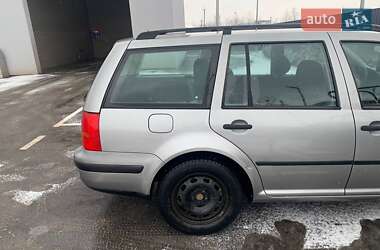 Универсал Volkswagen Golf 2002 в Виннице