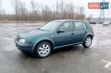 Хэтчбек Volkswagen Golf 2003 в Харькове