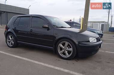 Хетчбек Volkswagen Golf 2001 в Ніжині