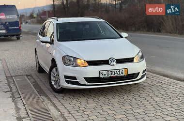 Универсал Volkswagen Golf 2013 в Сваляве