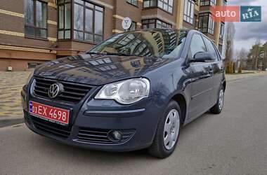 Хетчбек Volkswagen Golf 2009 в Чернігові