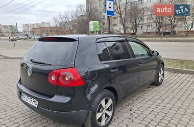 Хетчбек Volkswagen Golf 2004 в Хмельницькому