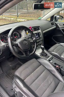 Универсал Volkswagen Golf 2014 в Бобровице