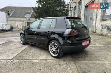 Хетчбек Volkswagen Golf 2008 в Рівному