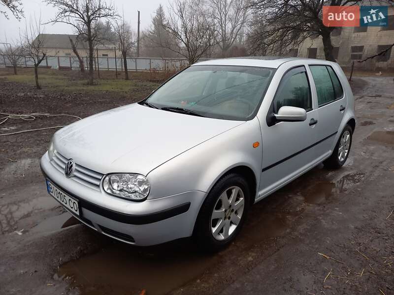 Хетчбек Volkswagen Golf 1998 в Полтаві