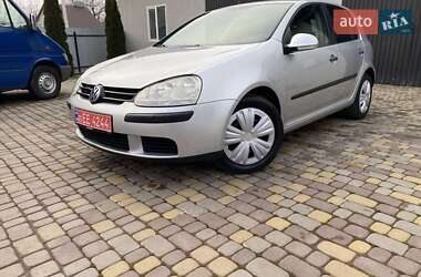 Хетчбек Volkswagen Golf 2005 в Нововолинську