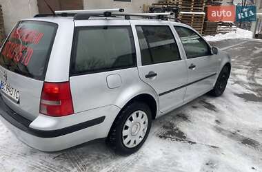 Универсал Volkswagen Golf 2005 в Львове