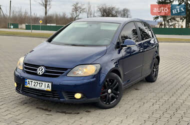 Хетчбек Volkswagen Golf 2008 в Коломиї