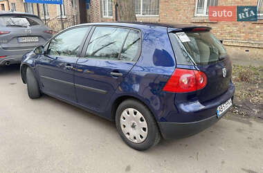 Хетчбек Volkswagen Golf 2006 в Сумах