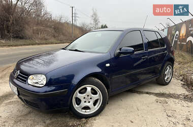 Хетчбек Volkswagen Golf 2002 в Львові