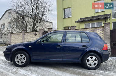 Хетчбек Volkswagen Golf 2001 в Тернополі