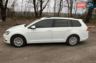 Універсал Volkswagen Golf 2015 в Красилові