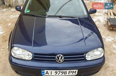 Хэтчбек Volkswagen Golf 2003 в Чернигове