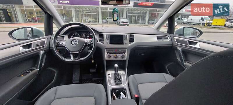 Универсал Volkswagen Golf 2015 в Львове