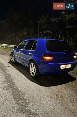 Хетчбек Volkswagen Golf 2000 в Переяславі