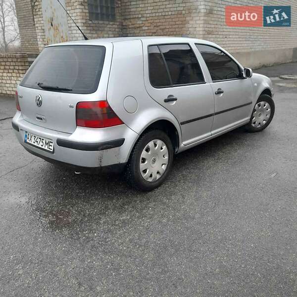 Хэтчбек Volkswagen Golf 2001 в Змиеве фото 4 Хэтчбек Volkswagen Golf 2001 в Змиеве