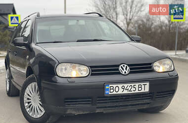 Універсал Volkswagen Golf 2001 в Тернополі