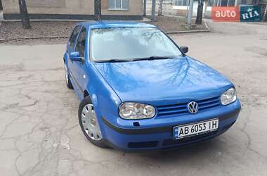 Хэтчбек Volkswagen Golf 2001 в Виннице