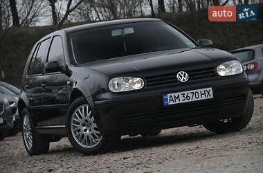 Хетчбек Volkswagen Golf 2003 в Бердичеві