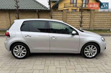 Хетчбек Volkswagen Golf 2009 в Луцьку